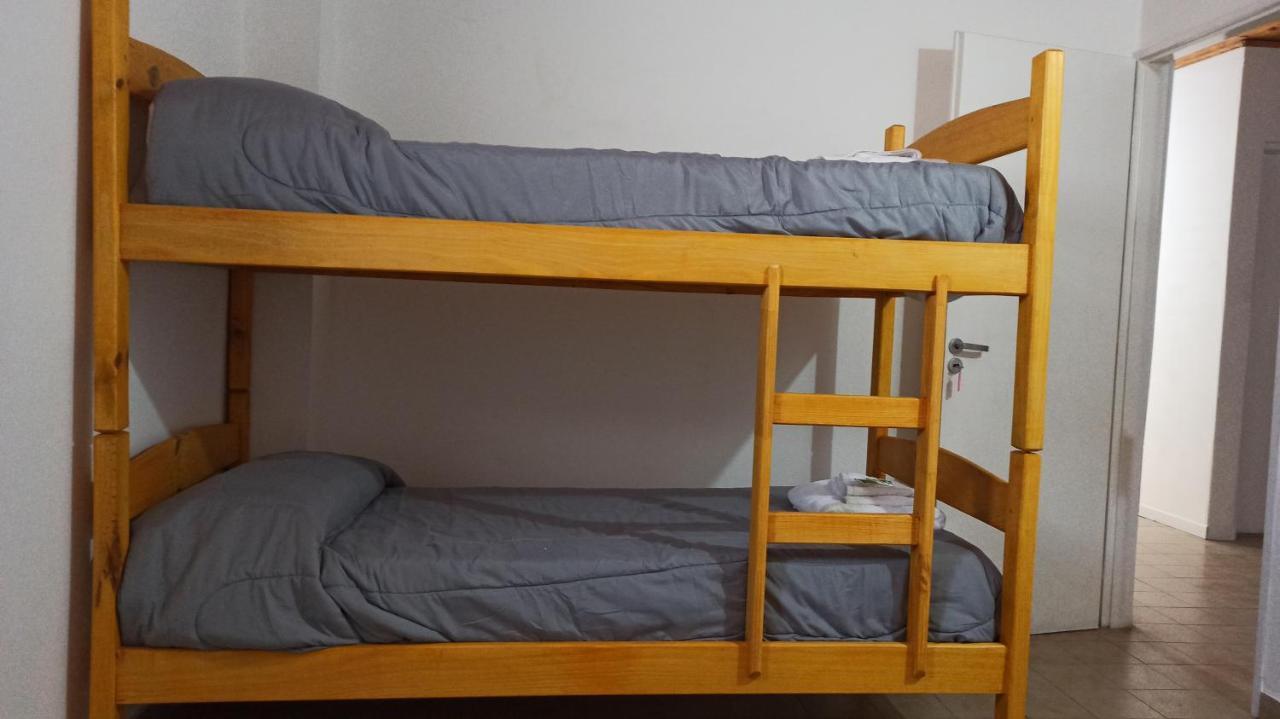 El Faro Hostel Puerto Madryn Extérieur photo