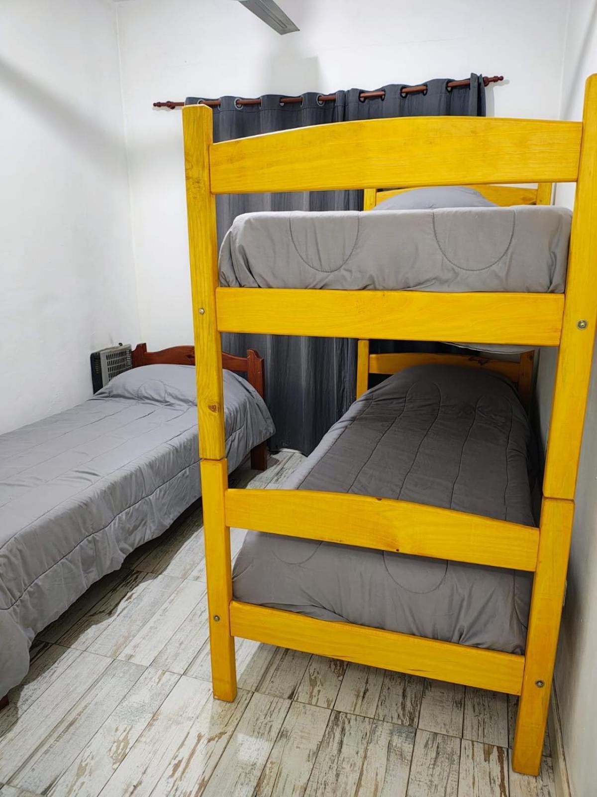 El Faro Hostel Puerto Madryn Extérieur photo