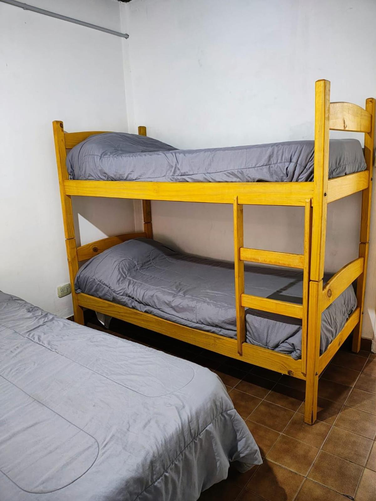 El Faro Hostel Puerto Madryn Extérieur photo